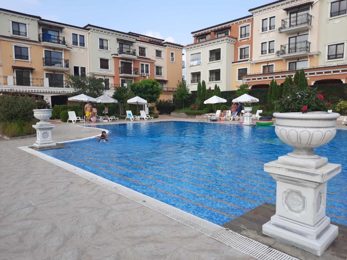 Lilly Apartment Каваци, Созопол Экстерьер фото